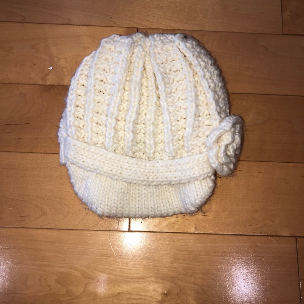 Cream knit beanie